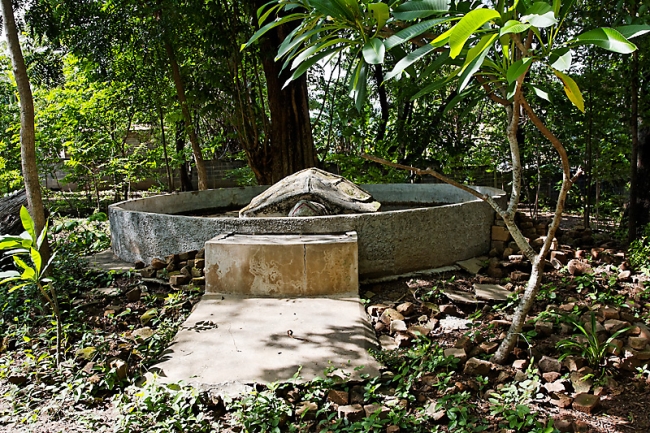 35-Prasat Tao Thong-001